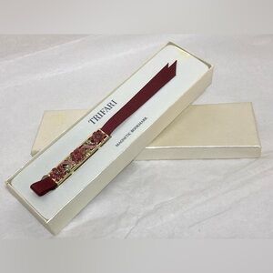 Trifari Magnetic Multicolor Floral Bookmark